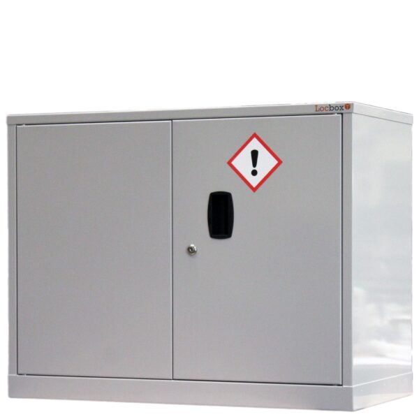 CH794Da CoSHH Cabinet | 700mm (H) x 900mm (W) x 460mm (D) | CH794D