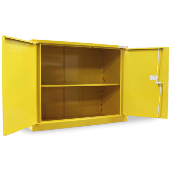 Hazardous Substance Cabinet | 700mm(H) x 900mm(W) x 460mm(D) | HAZ94D