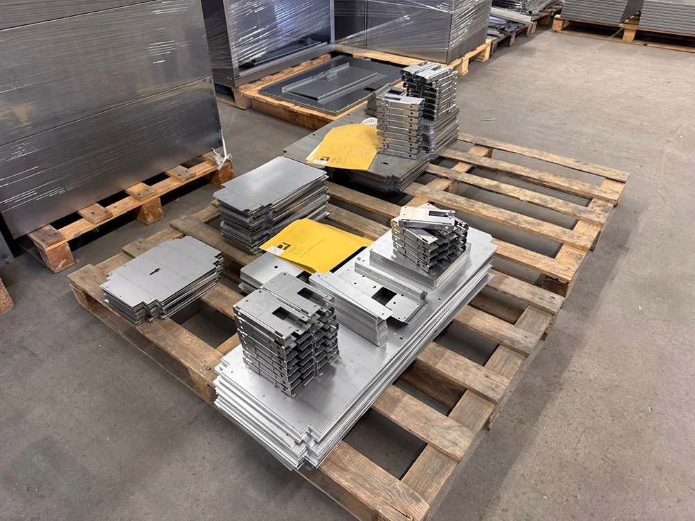 Metal work on a pallet